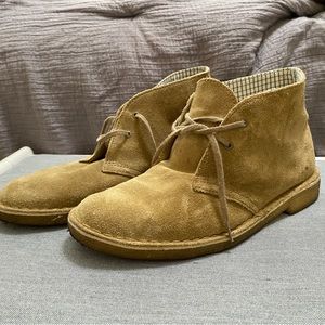 Women’s Clarks Originals Desert Chukka Boots Ankle Size 9.5 (fits like a 9!)